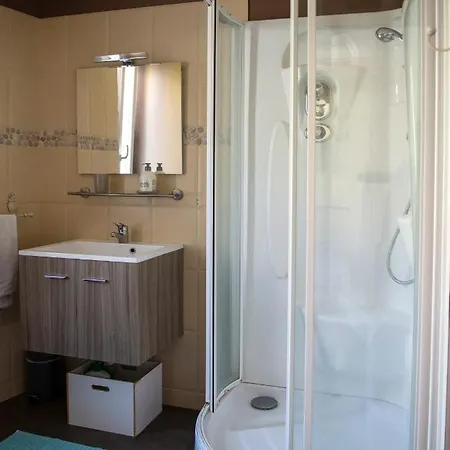 La Vigie Sur Le Port *